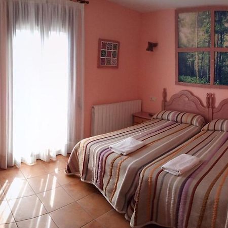 Hostal La Vega Peralejos Bagian luar foto