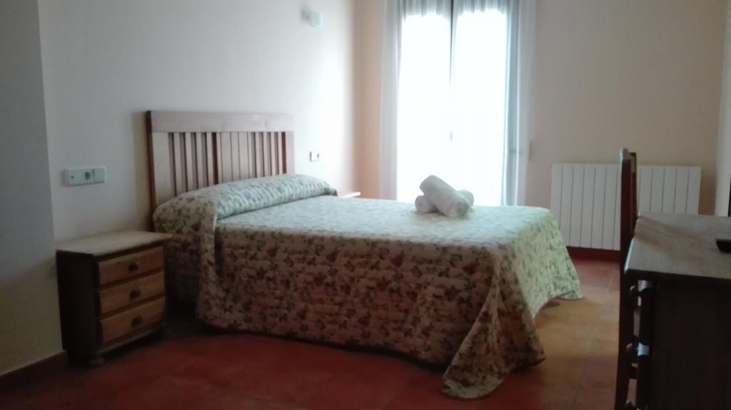 Hostal La Vega Peralejos Bagian luar foto