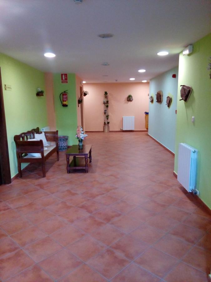 Hostal La Vega Peralejos Bagian luar foto